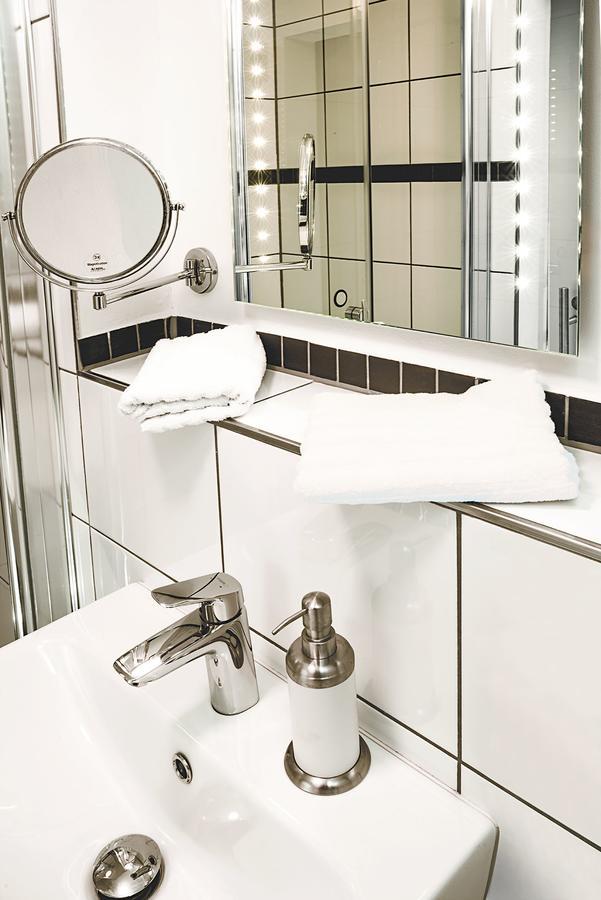 Hotel Sleepinn Volkspark (Adults Only) Αμβούργο Εξωτερικό φωτογραφία