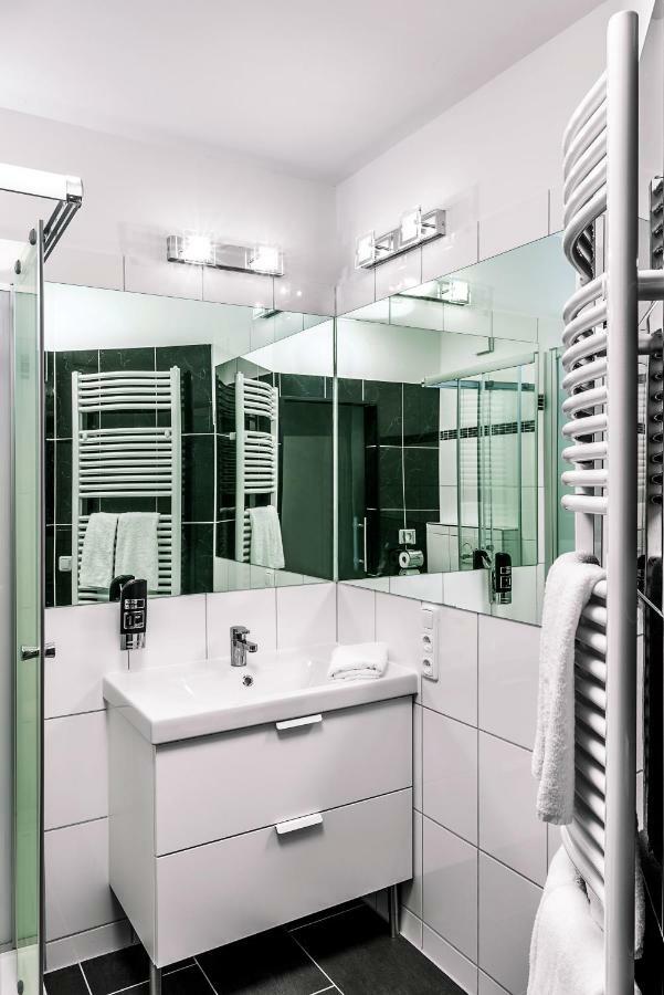 Hotel Sleepinn Volkspark (Adults Only) Αμβούργο Εξωτερικό φωτογραφία